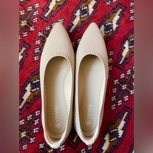 Vivaia Aria 5 pointed toe ballet flats (almond)